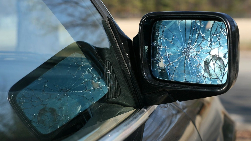 How Much Does It Cost to Replace Car Side Mirror: Ultimate Guide